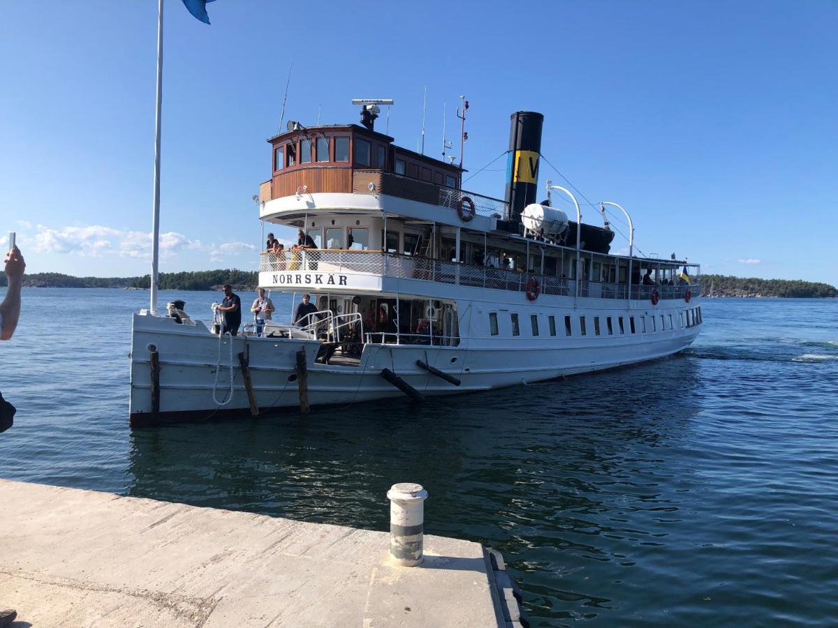 Semesterhus I Stockholms Skaergard, Runmaroe Vaermdoe Namdo Εξωτερικό φωτογραφία