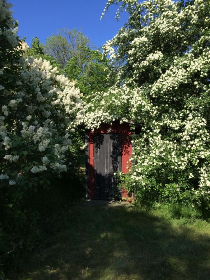 Semesterhus I Stockholms Skaergard, Runmaroe Vaermdoe Namdo Εξωτερικό φωτογραφία